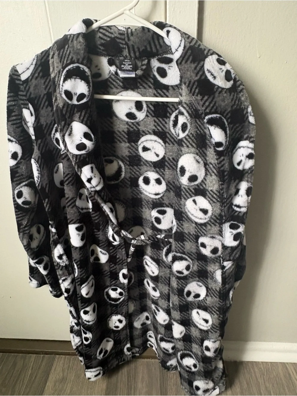 Disney Night Before Christmas Boy Girl Size L Black & White Fleece Robe